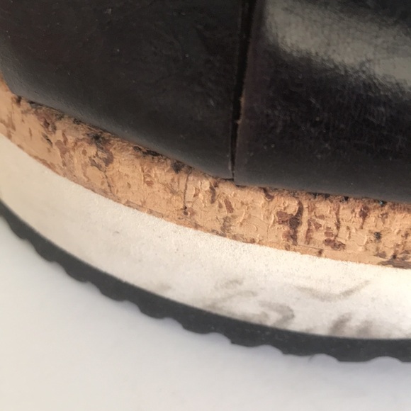 Attilio Guisti Leombruni Black 2” wedge platform strapping leather sandal Sz 39 - Picture 9 of 10